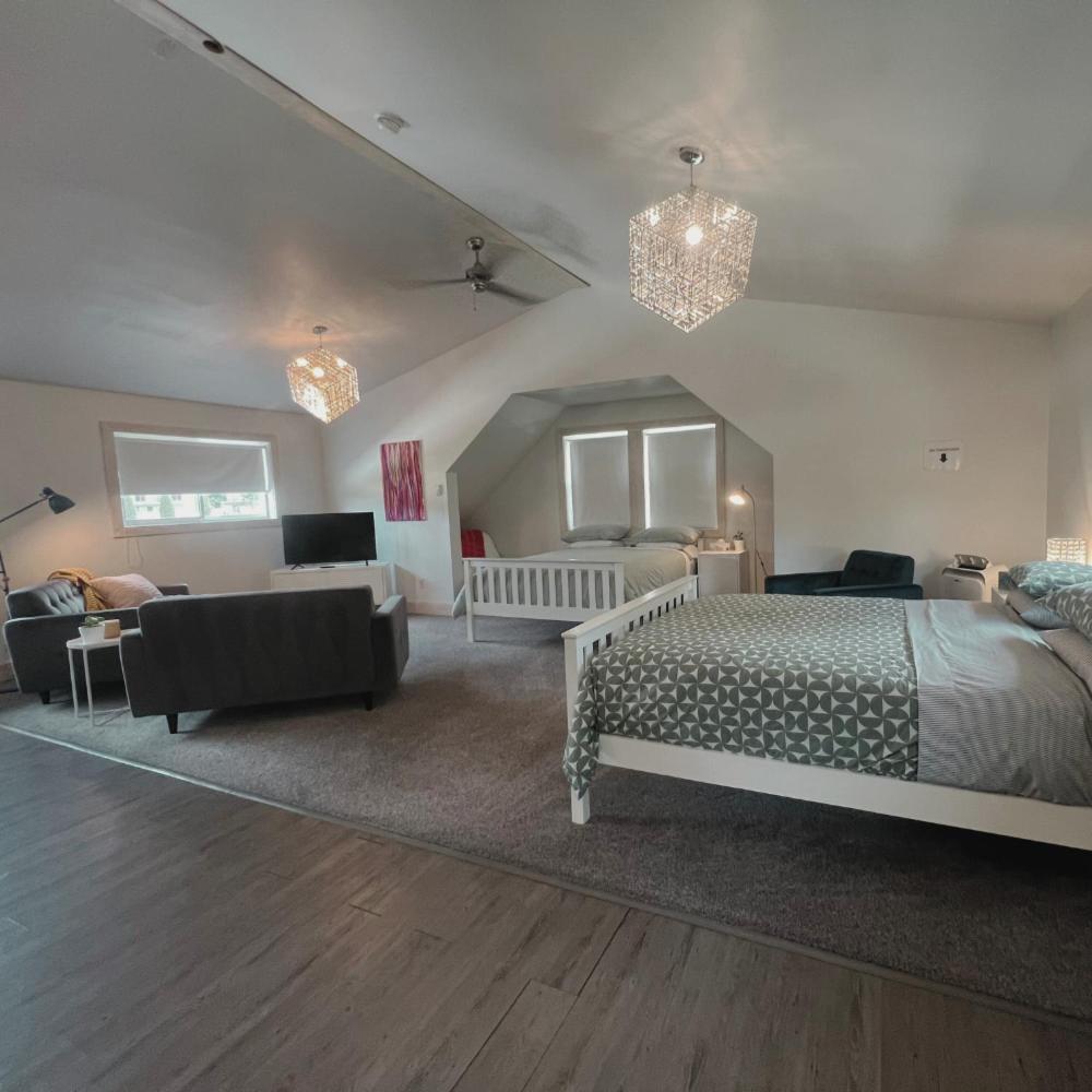 Fieldstone Guesthouse クリアウォーター エクステリア 写真